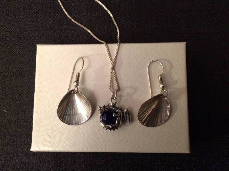 Vintage Sterling Silver Earrings And Dragon Necklace With Cobalt Blue Stone Orb - Excellent Condition&nbsp