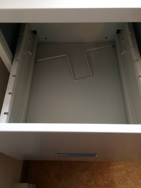 METAL FILE CABINET