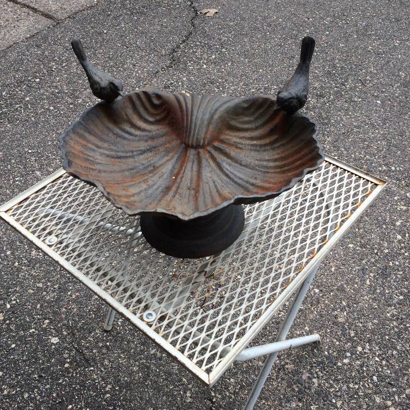 lot 85 image: CAST IRON VINTAGE BIRD BATH