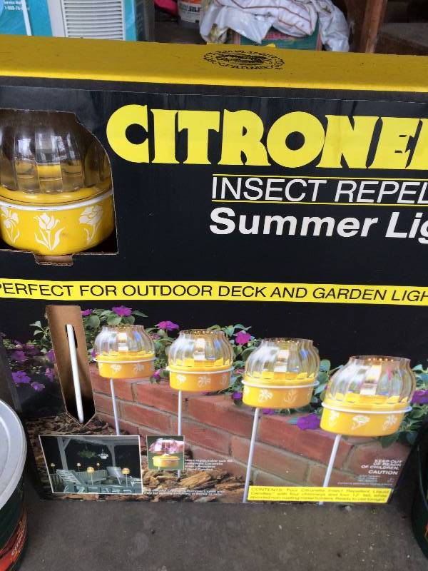 lot 89 image: CITRONELLA CANDLES - NEW