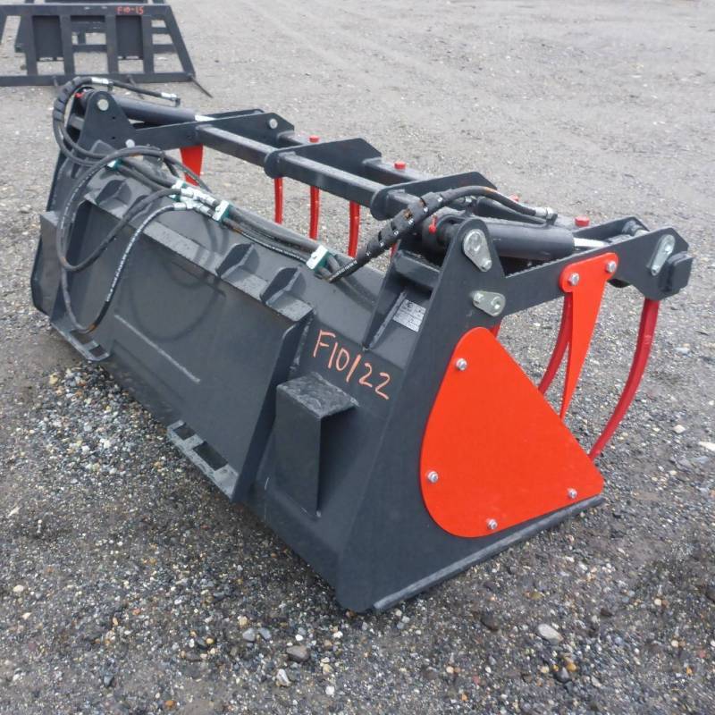 lot 1 image: Inter Tech Universal Mount Bobcat Skid Loader Skid Steer 78 Crocodile SilageHay Grapple Bucket
