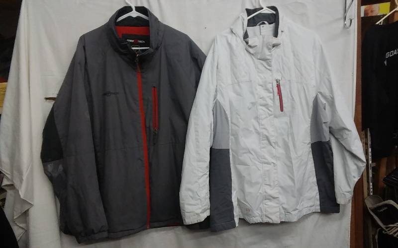 lot 16 image: Size 3x Free Country Jacket, Free Tech Performance Outerwear Size 2x