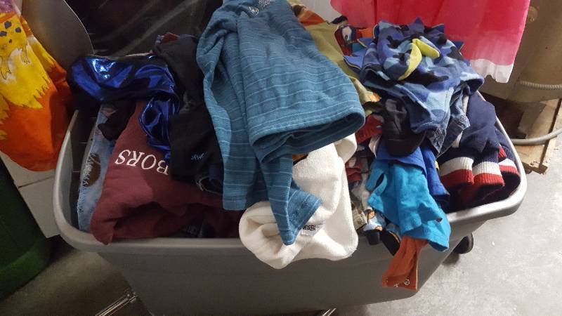 lot 35 image: Tote Full Of Little Boy Clothing (Asst Sizes 2-5)