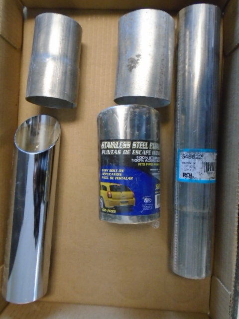 lot 14 image: Tail Pipe Parts