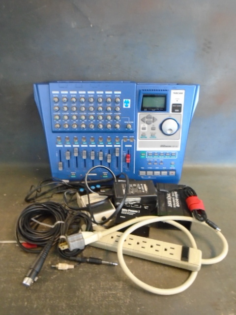 lot 27 image: Sound Equipment