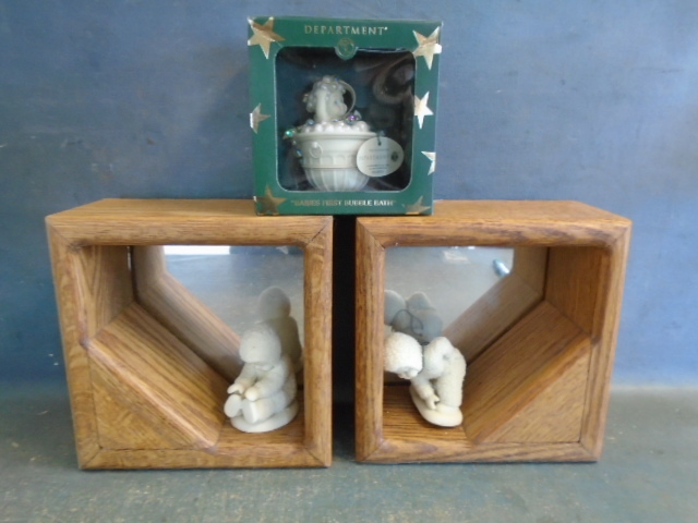 lot 35 image: Home Decor