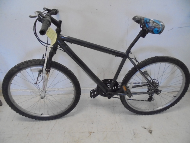 lot 63 image: Mountain Bicycle