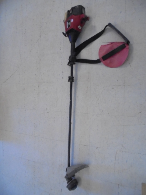 lot 67 image: Snapper Weed Whip