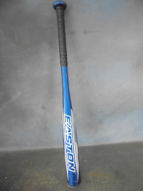 lot 77 image: T-Ball Bat