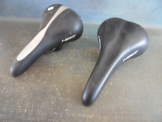 lot 69 image: Bicycle Seats