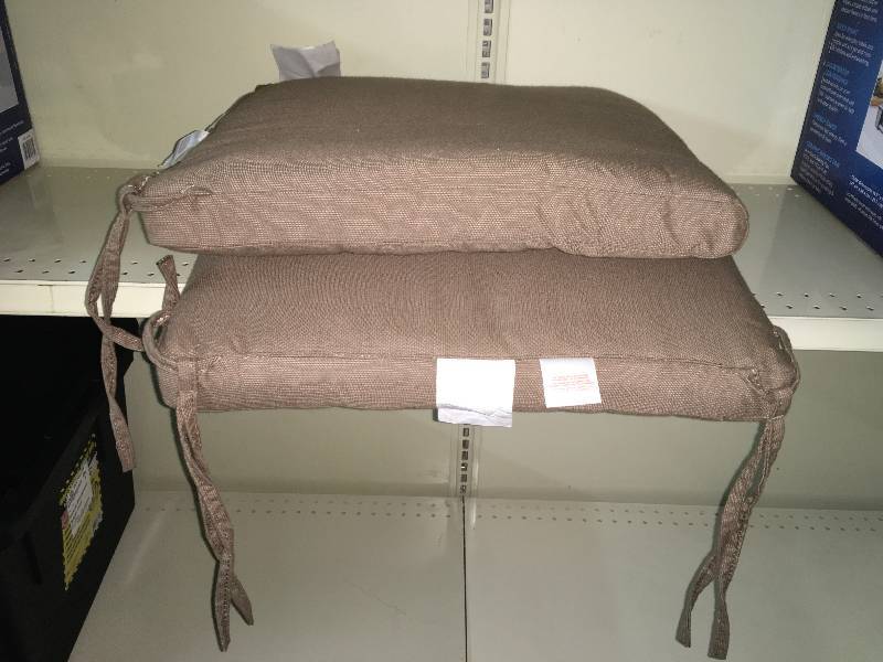 BRENTWOOD CHAIR PAD 2PK, MSRP $15.79