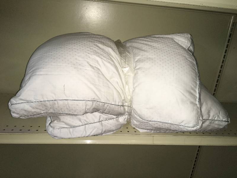 BEAUTYREST BLACK JUMBO, MSRP $15.99