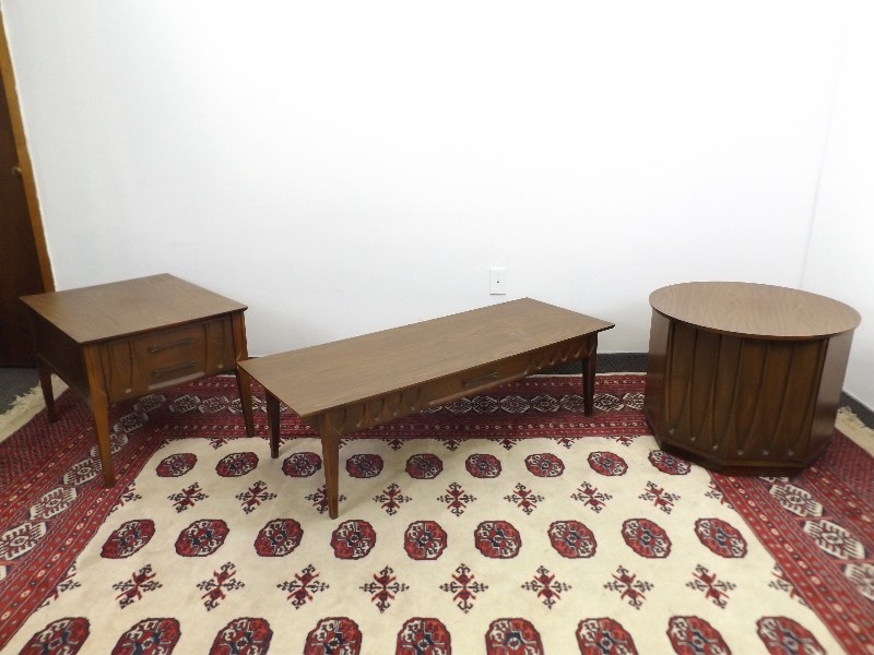 lot 5 image: Set of Mid Century Coffee Table, and End Tables