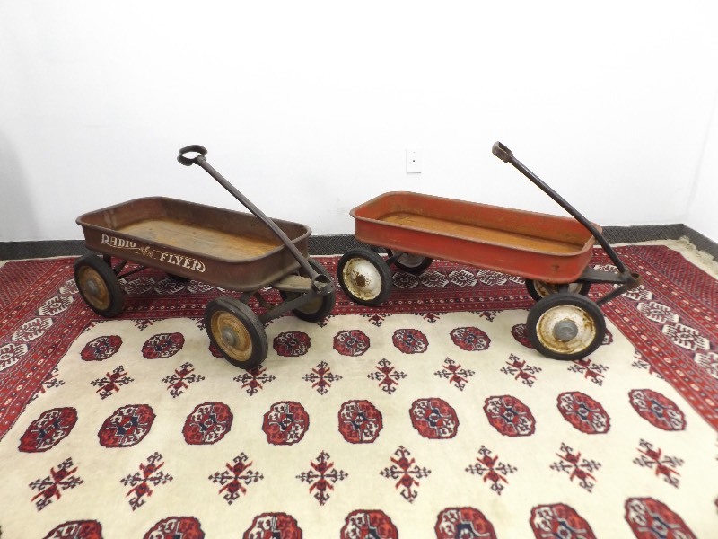 lot 17 image: 2 Vintage Metal Radio Flyer Wagons 