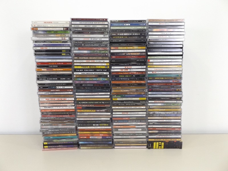lot 25 image: 170 Country, Easy Listening, Classical, and Gospel CDs