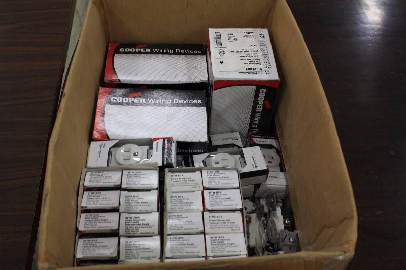 lot 41 image: Cooper Single Box Receptacle 817W - New 60 Qty