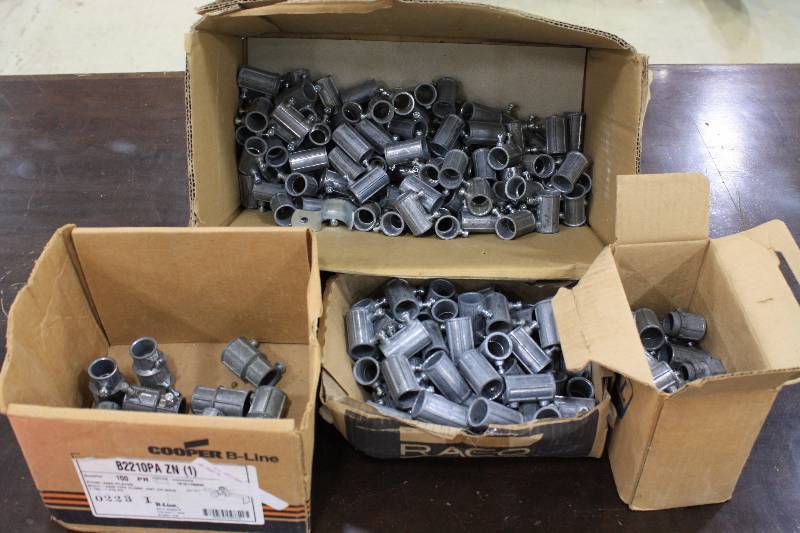 lot 44 image: 12 EMT Coupling - New