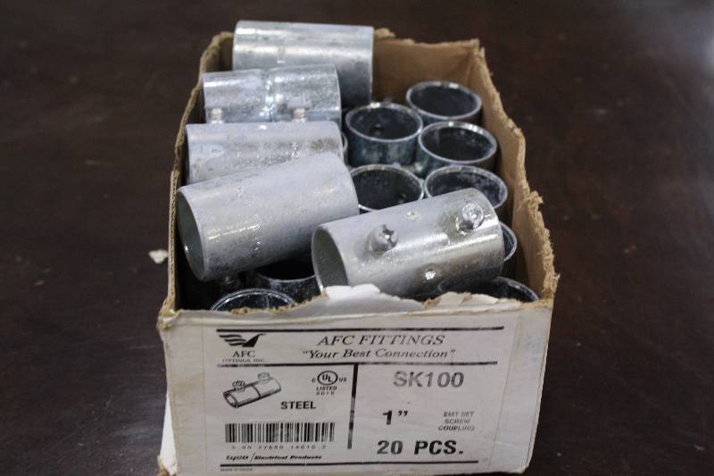 lot 45 image: 1 Steel Coupling - 22 Qty