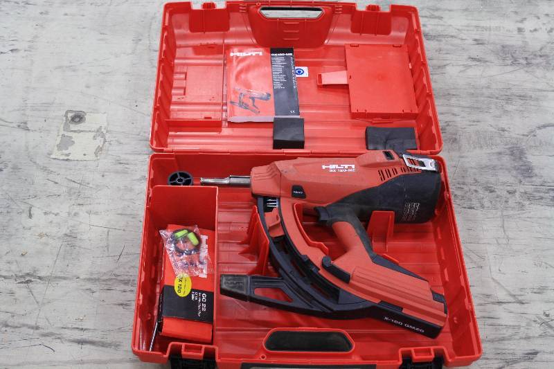 lot 3 image: Hilti GX120-ME Gas Actuated Fastening Tool