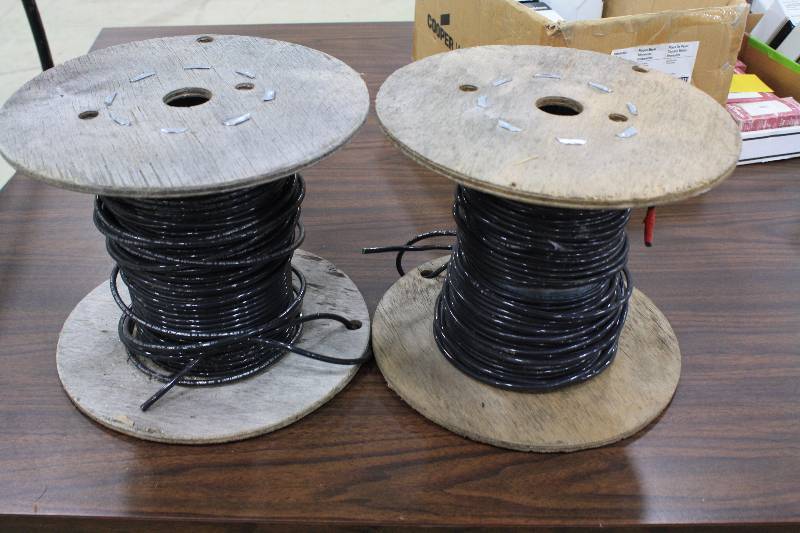 lot 9 image: 2 Spools of 8AWG Wire