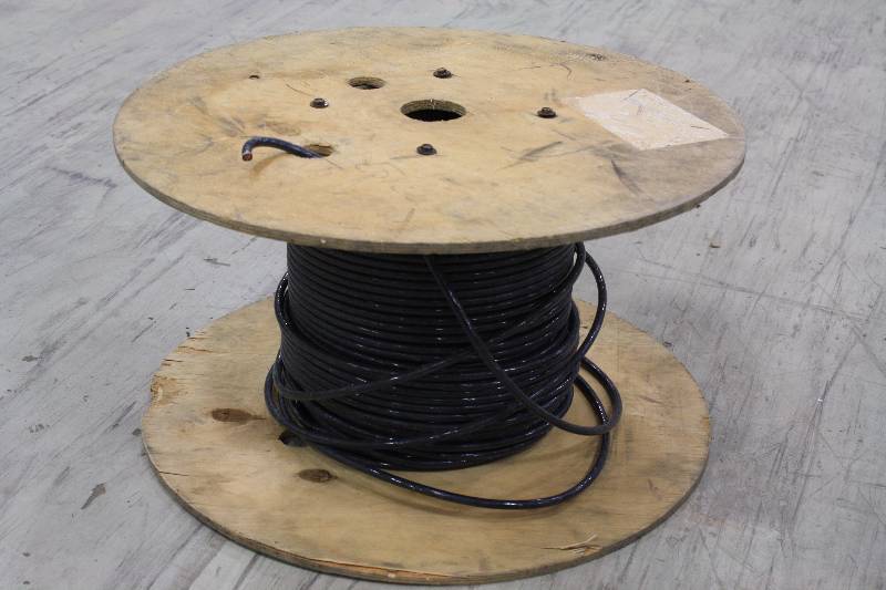 lot 11 image: Spool of 4AWG Large Cable