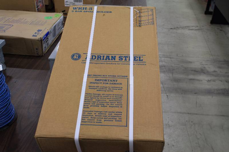 lot 26 image: 5 Bar Spool Holder - New