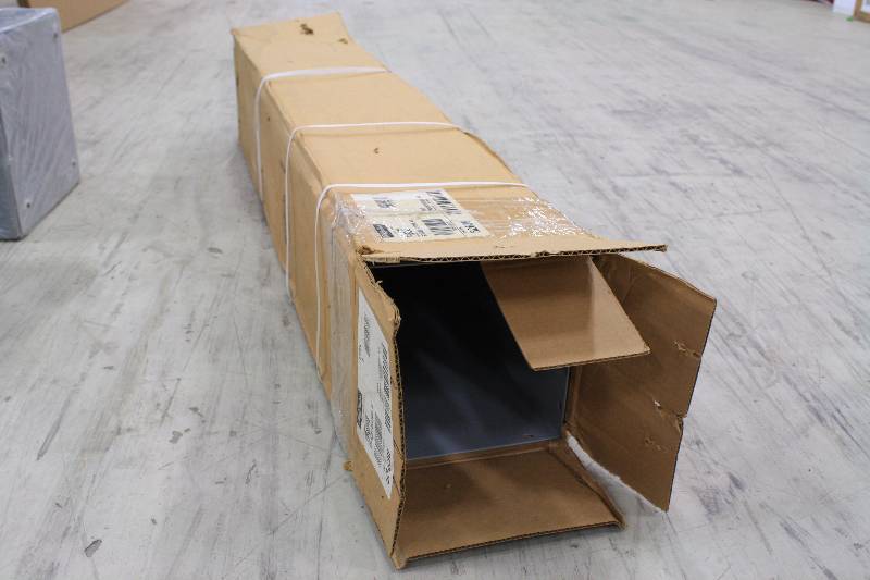 lot 27 image: Straight Section Tubing 4ft - New