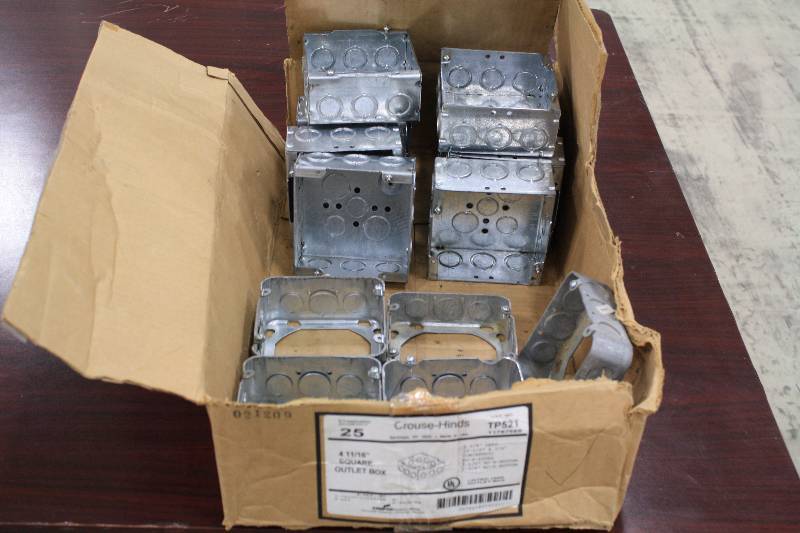 lot 84 image: Square Outlet Boxes