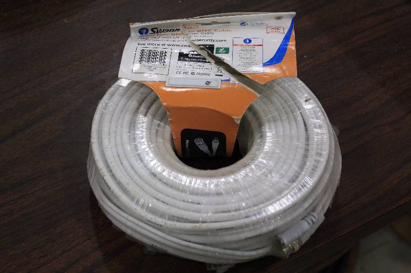 lot 111 image: 100ft BNC to BNC Power Cable