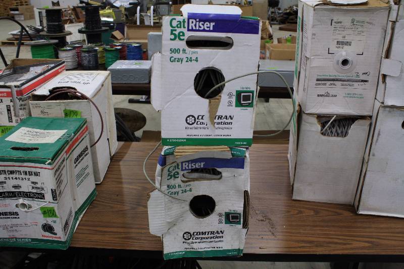 lot 131 image: Cat Riser 5e Gray 24-4 Cable