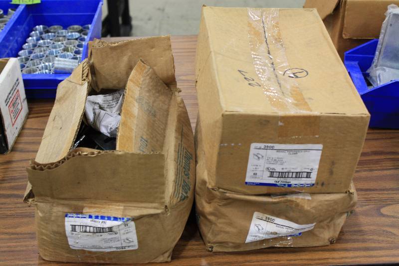 lot 156 image: Signal Reference Grid Clamps - New - 150 Qty