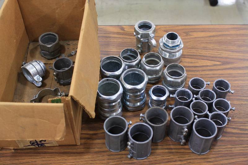 lot 161 image: Large Assortment Connectors - New