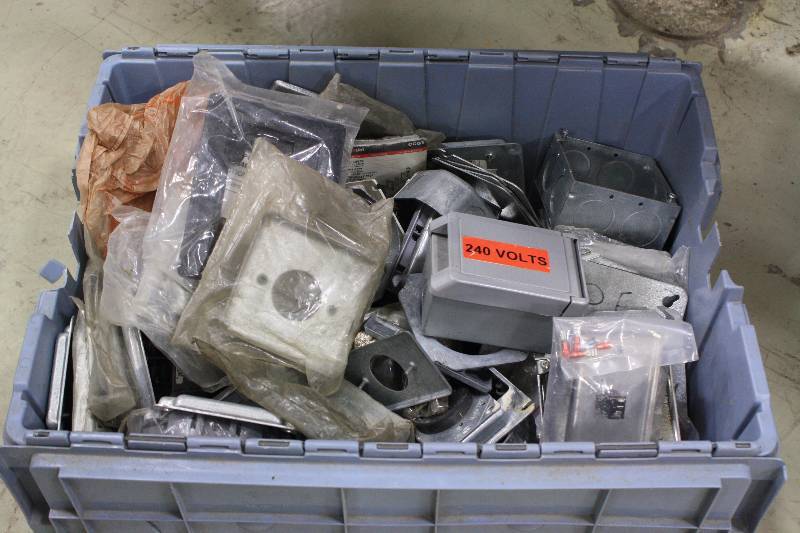 lot 179 image: Large Assortment of Boxes & Covers