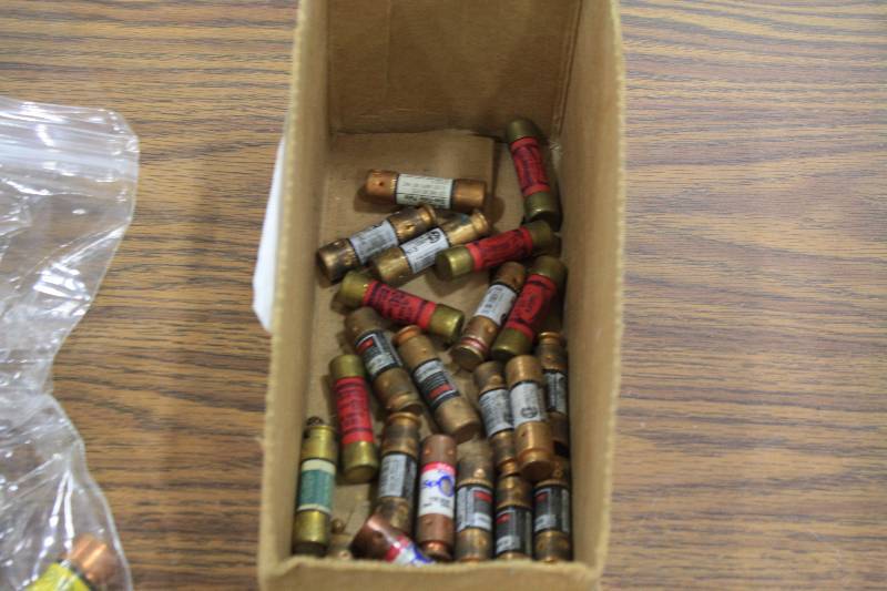 lot 190 image: Bussmann Fuses New