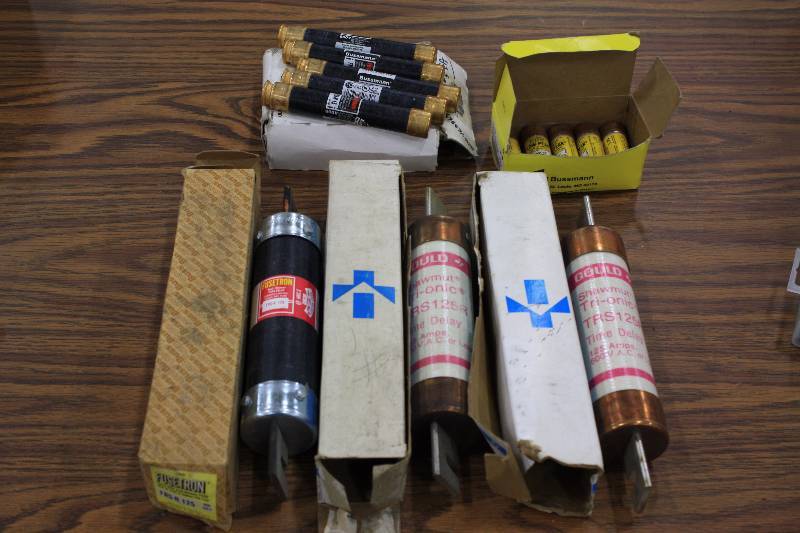 lot 191 image: Assorted Buss Brand Fuses - New Condition