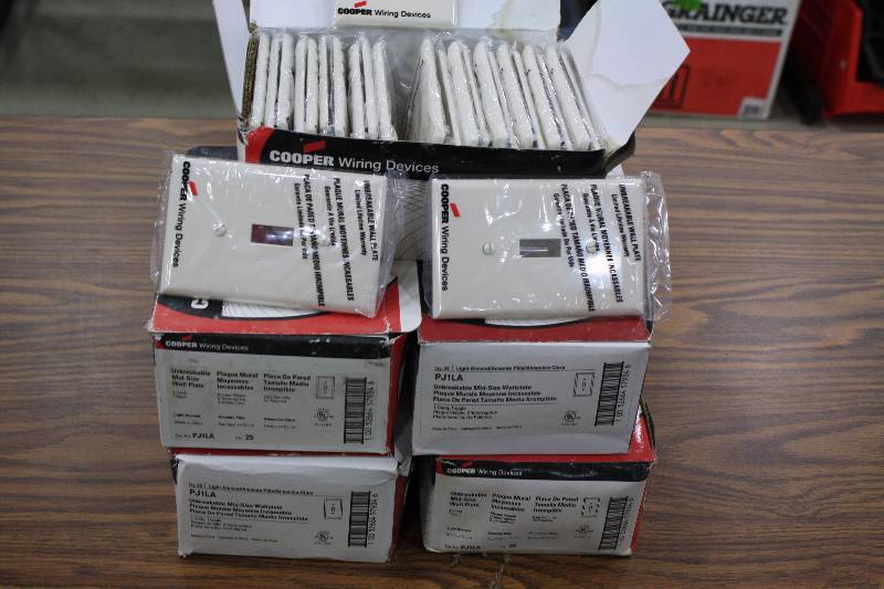 lot 231 image: Cooper Light Almond Wall Plates  New 125 qty