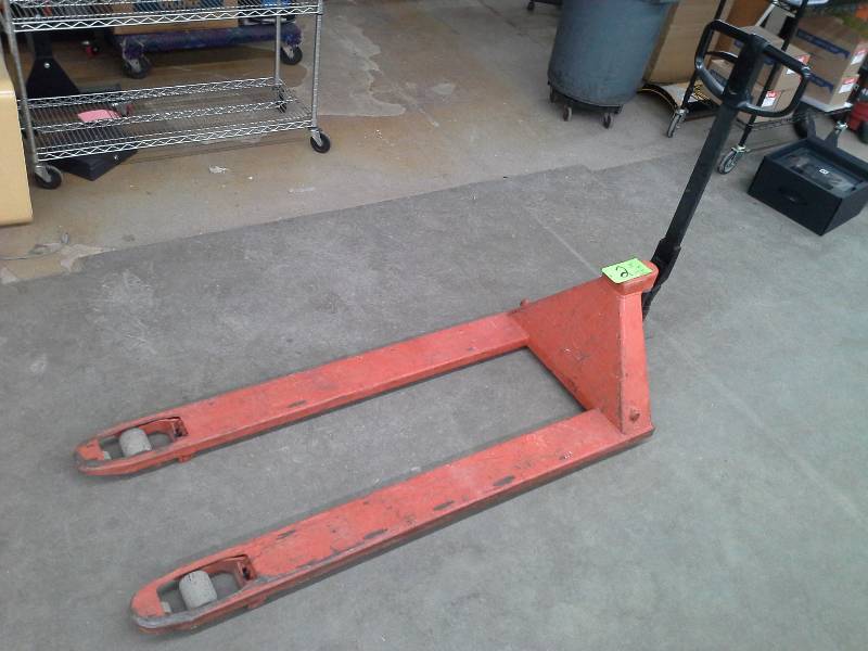 60 Pallet Jack - Extra Long Tines