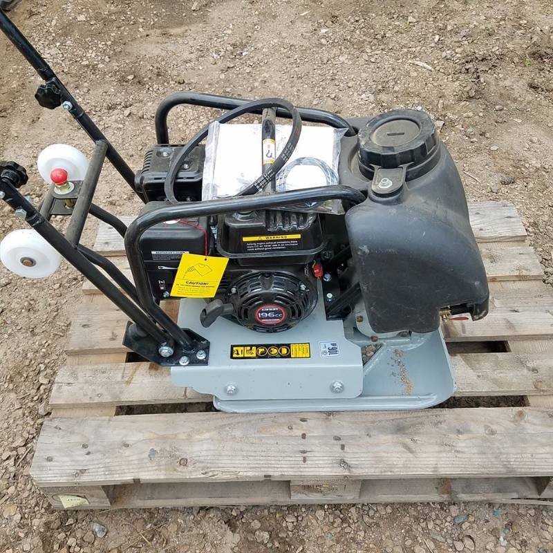 lot 7 image: AJLR Model LC90T Power Plate Compactor