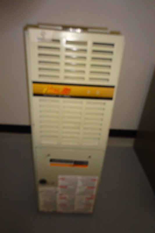 lot 3 image: Bryant Plus 50 Furnace