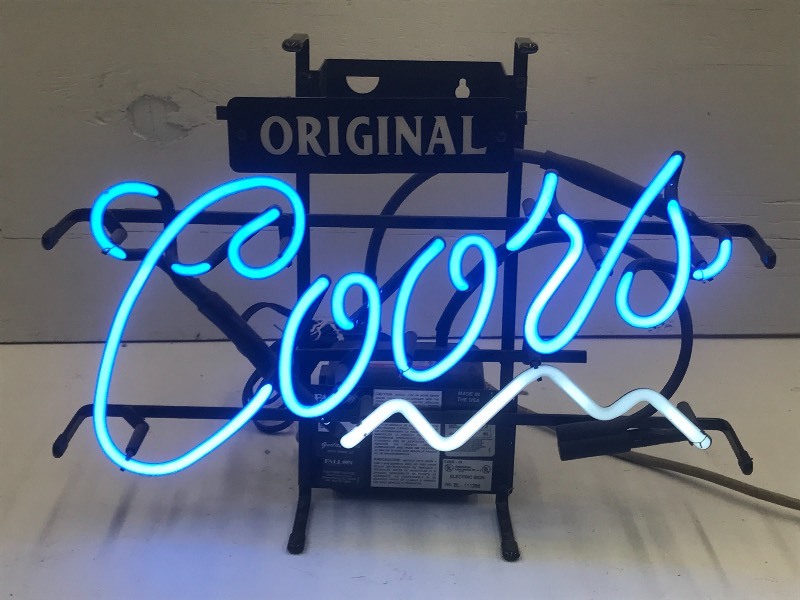 lot 19 image: Coors Original Neon Beer Sign, 14x...