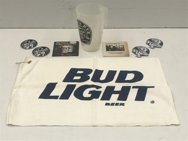 lot 50 image: Lot Of (1) Bud Light Bar Rag, (1) ...