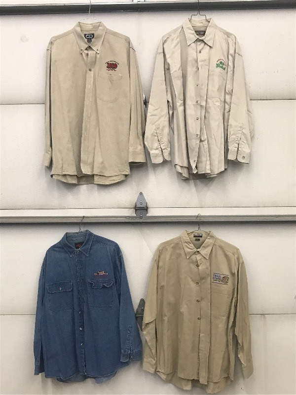 lot 87 image: Lot Of (4) Assorted Size XL Beer Lo...