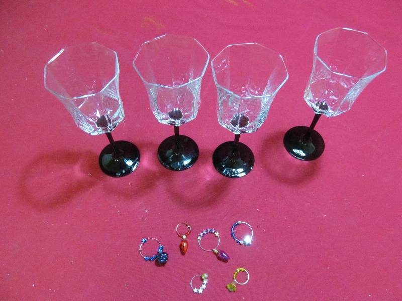lot 16 image: wine glasses