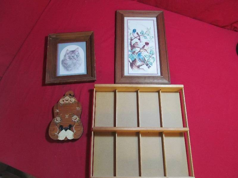 lot 25 image: pictures, shelf