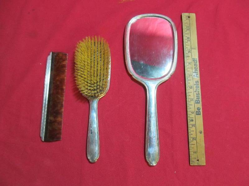 lot 36 image: sterling silver brush set