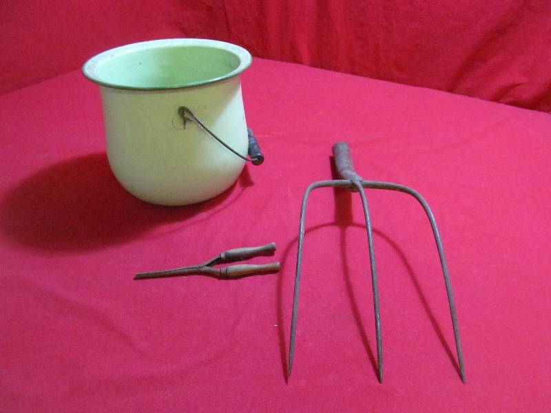 lot 39 image: vintage curling iron ,chamber pot, 3 tine fork