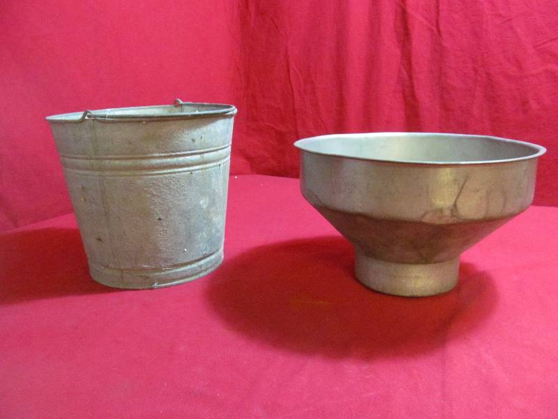 lot 44 image: Milk strainer, galvanized pail