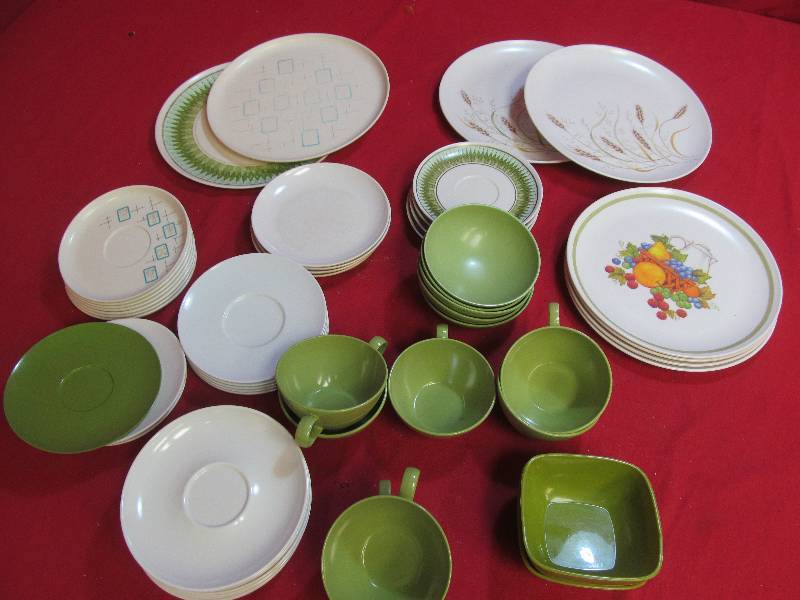lot 113 image: dishes