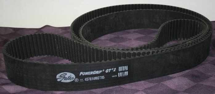 lot 26 image: Machinery Belt