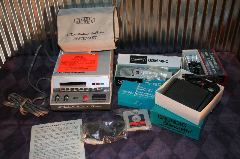 lot 89 image: Stenorette Tape Recorder
